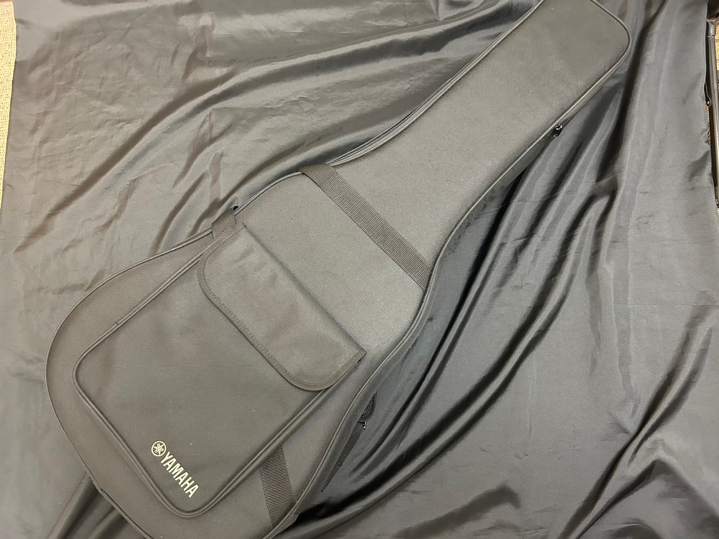 【中古】ヤマハ トランスアコースティックギター LL-TA