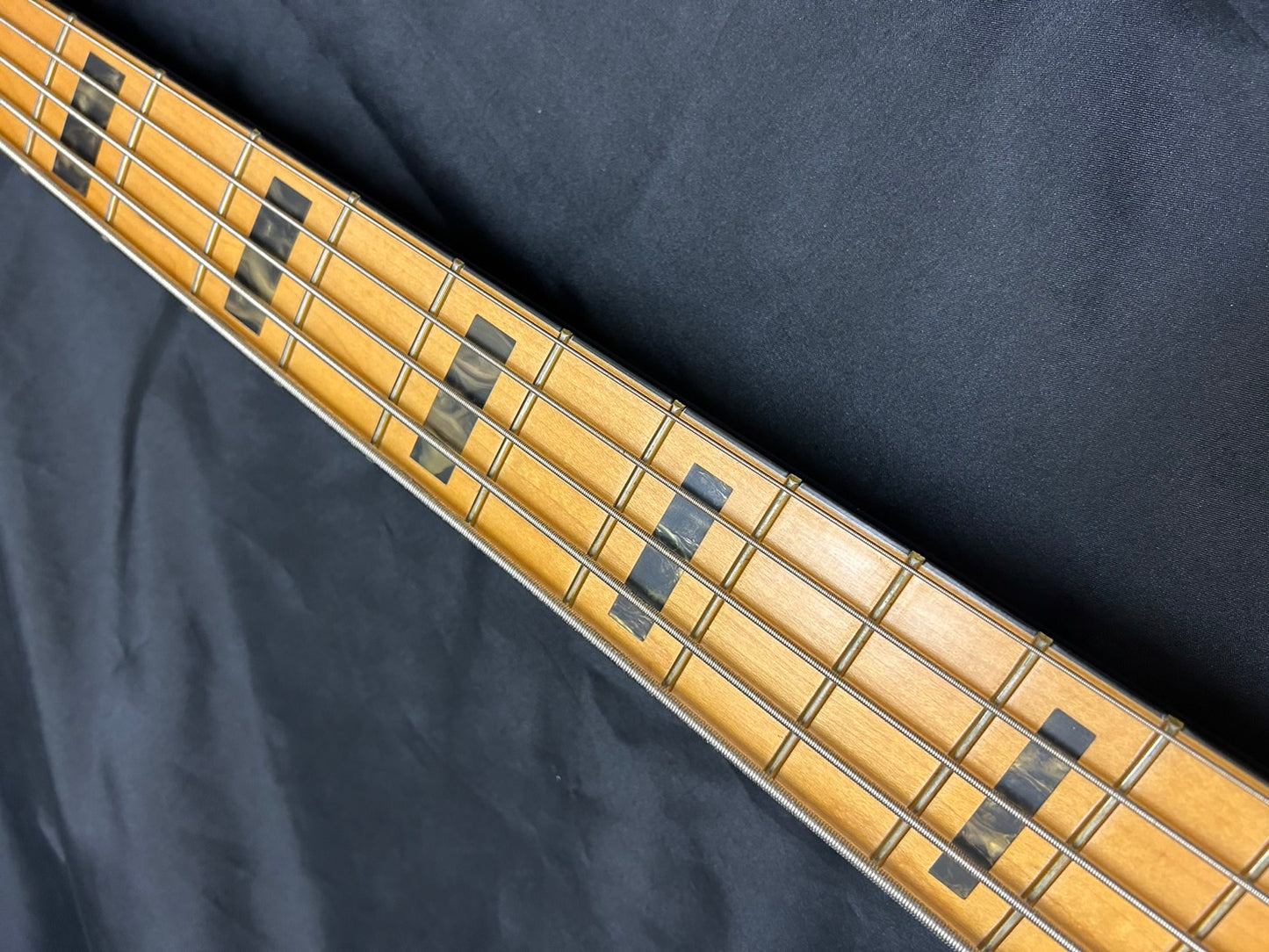 【中古】Fender USA / American Ultra Jazz Bass V Maple Fingerboard Arctic Pearl